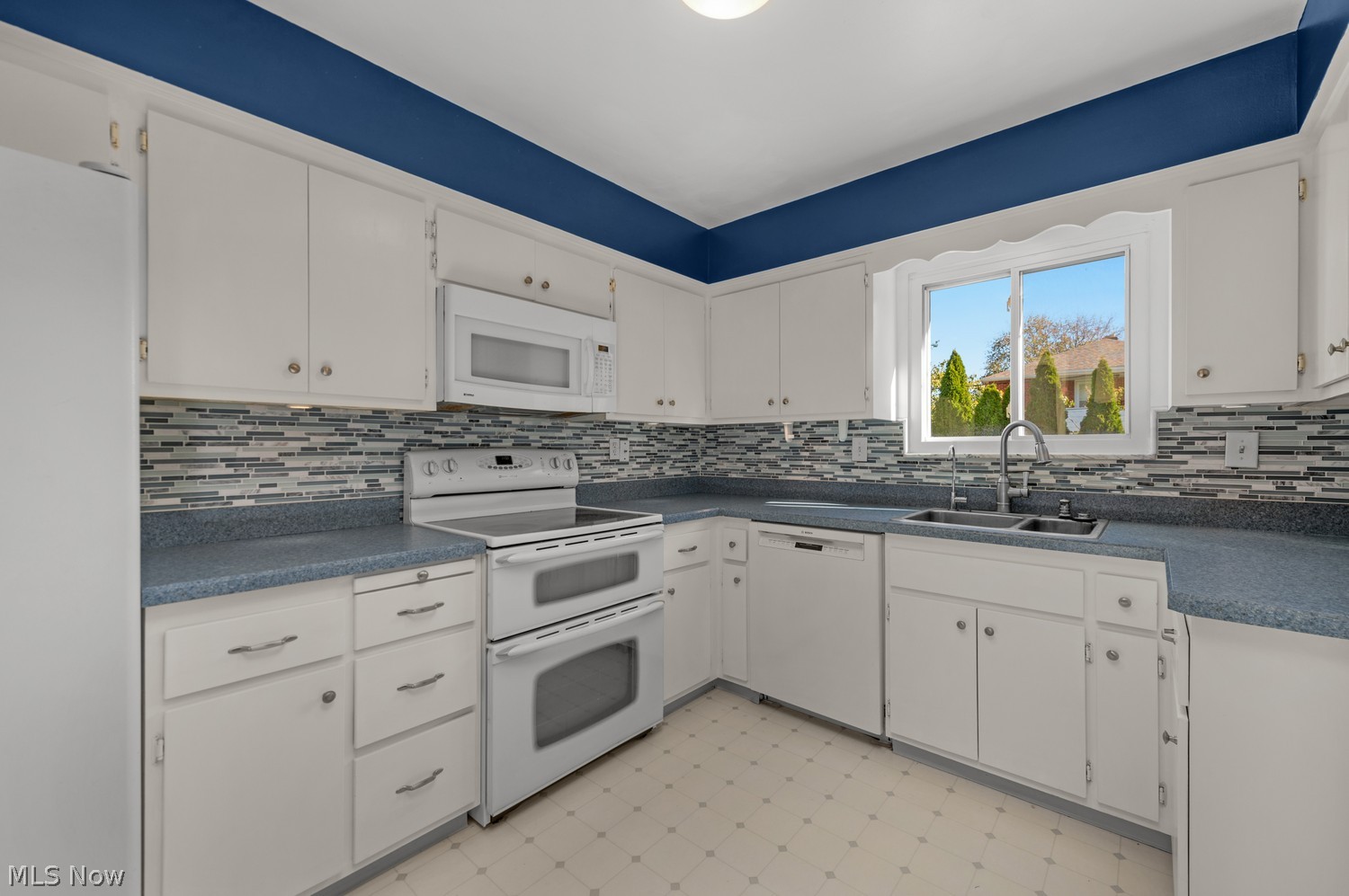 2087 Magnolia Drive Rocky River OH 44116