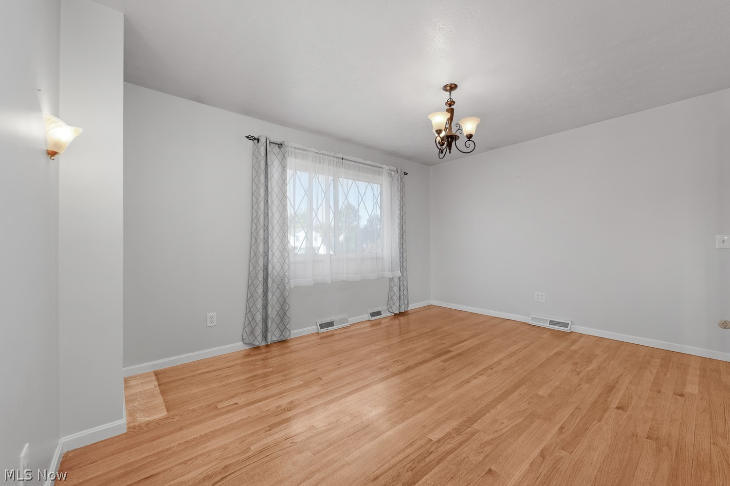 2087 Magnolia Drive Rocky River OH 44116