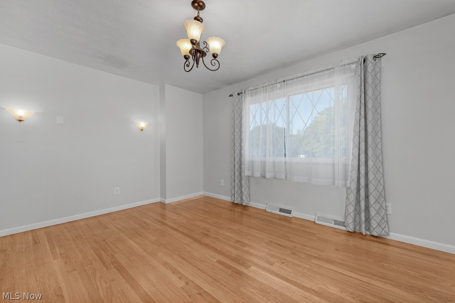 2087 Magnolia Drive Rocky River OH 44116