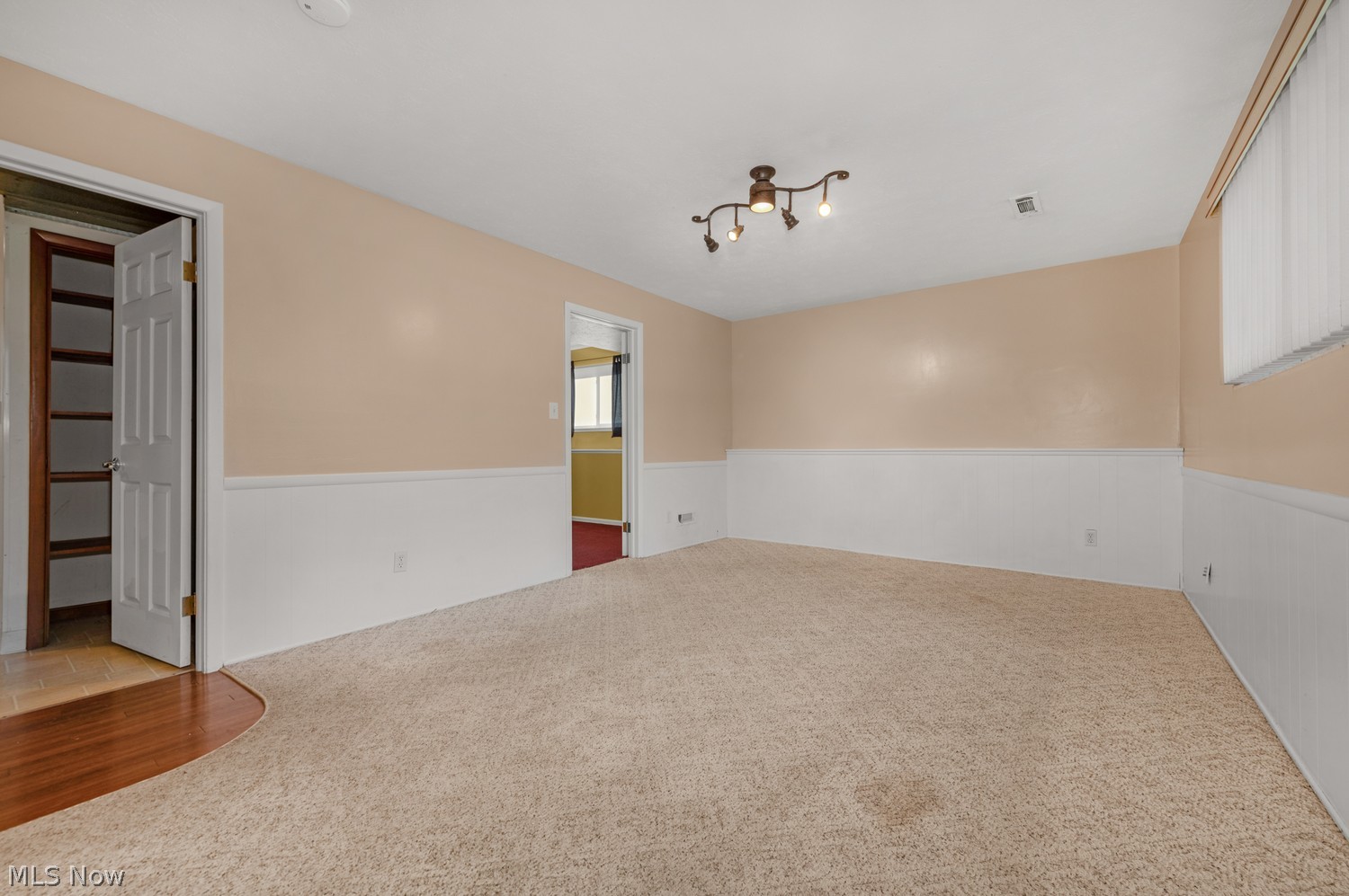 2087 Magnolia Drive Rocky River OH 44116