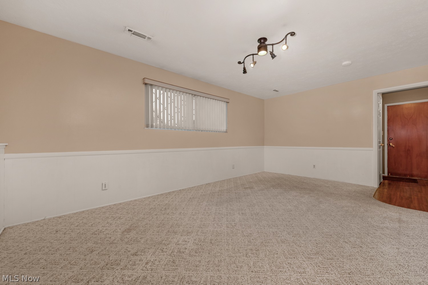 2087 Magnolia Drive Rocky River OH 44116