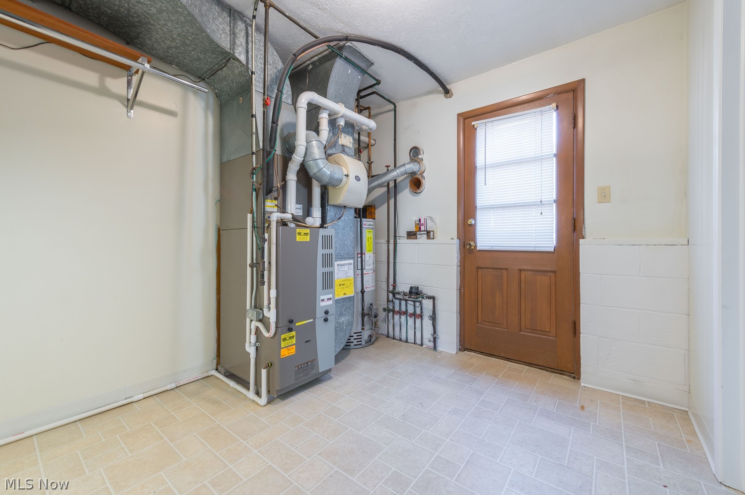 2087 Magnolia Drive Rocky River OH 44116