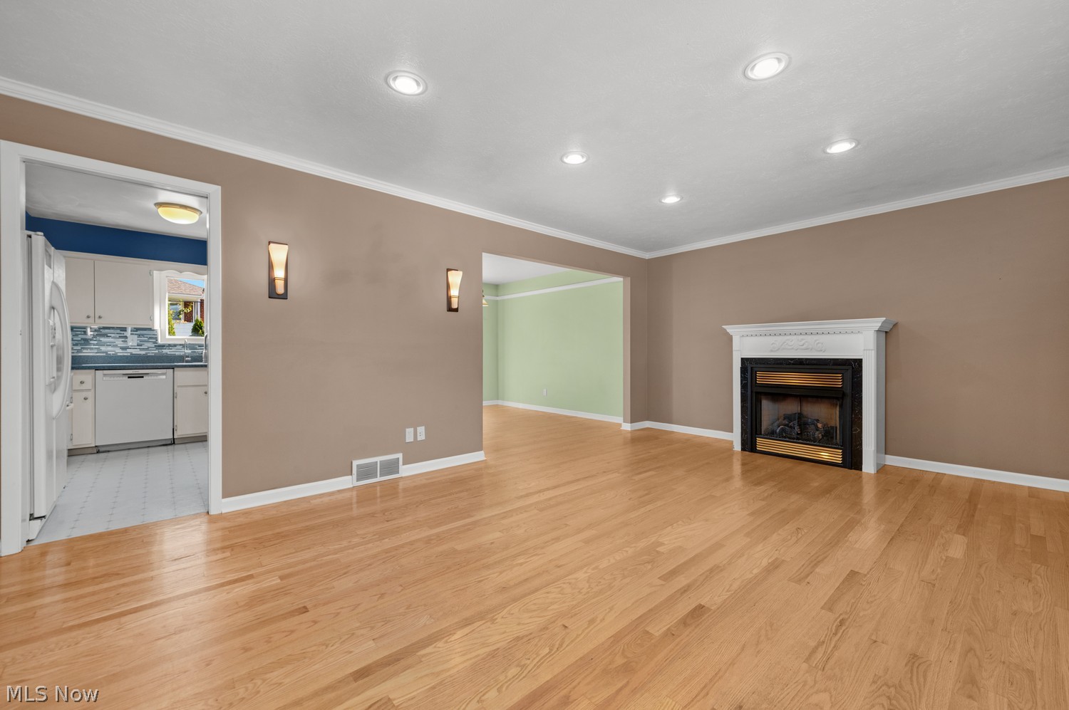 2087 Magnolia Drive Rocky River OH 44116