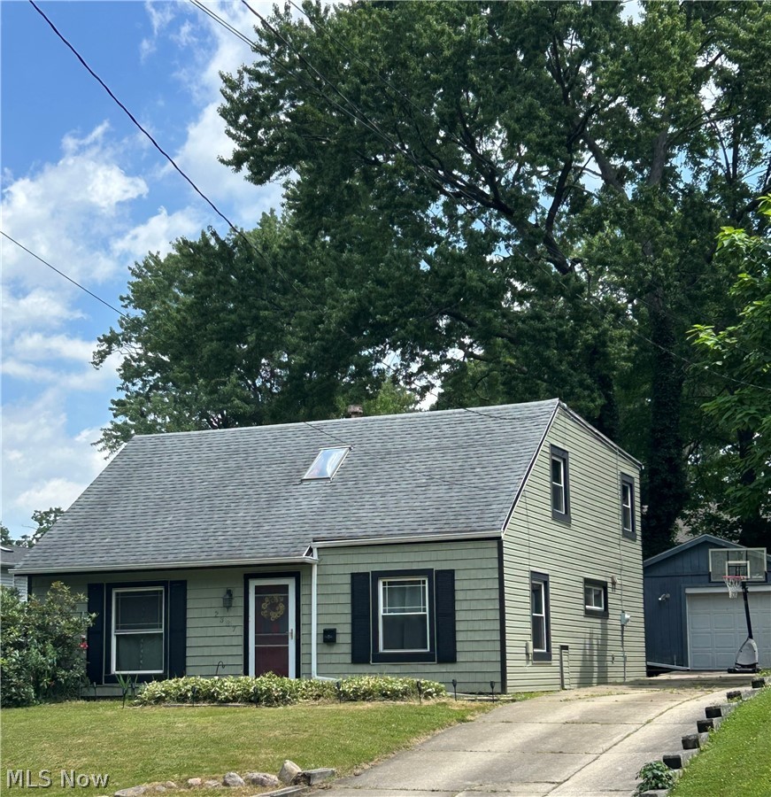 2337 Schubert Street Cuyahoga Falls OH 44221