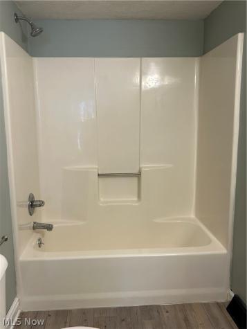 2337 Schubert Street Cuyahoga Falls OH 44221