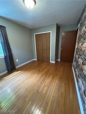 2337 Schubert Street Cuyahoga Falls OH 44221