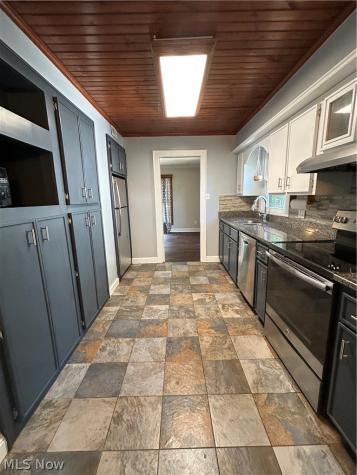 2337 Schubert Street Cuyahoga Falls OH 44221
