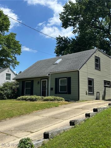 2337 Schubert Street Cuyahoga Falls OH 44221