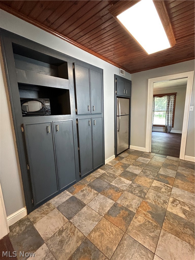 2337 Schubert Street Cuyahoga Falls OH 44221