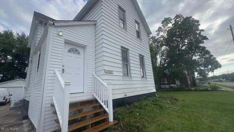 1527 W 19th Street Lorain OH 44052
