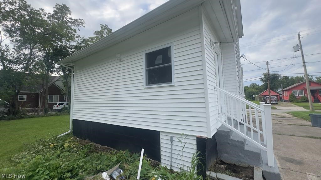 1527 W 19th Street Lorain OH 44052