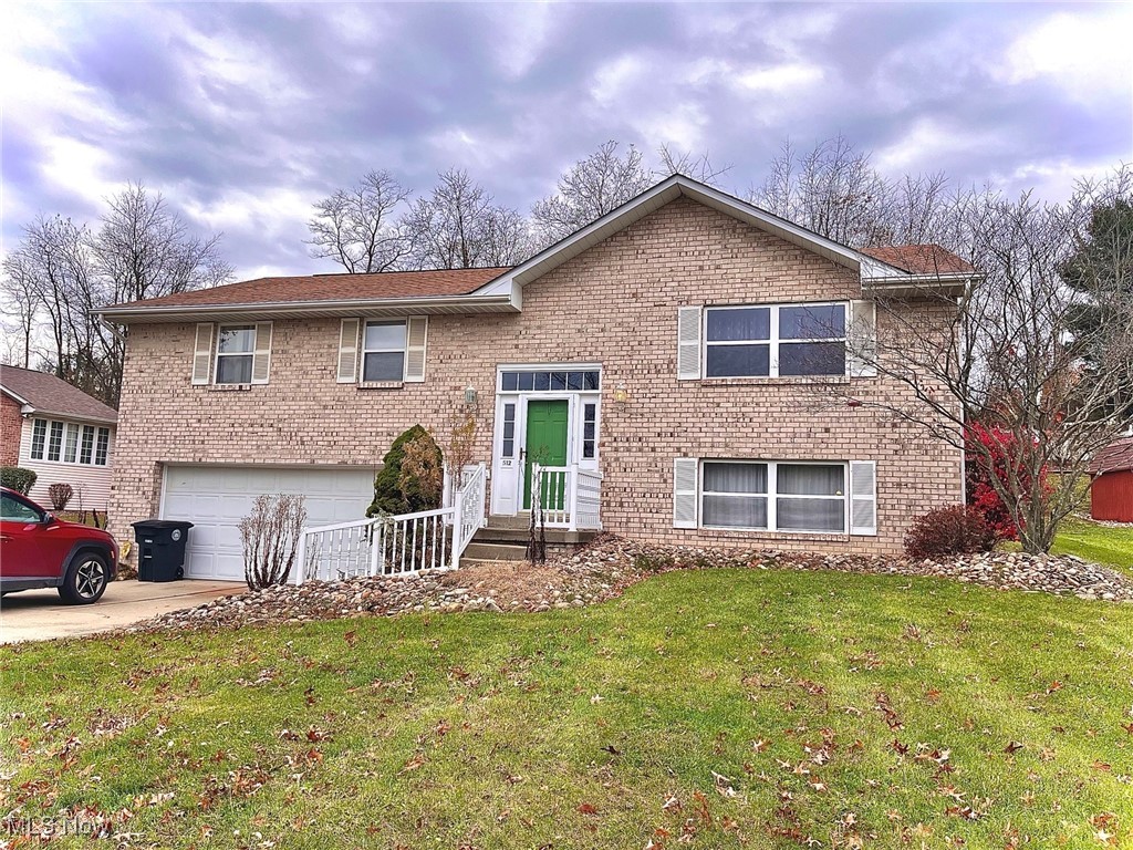 512 Pine Valley Drive Steubenville OH 43952