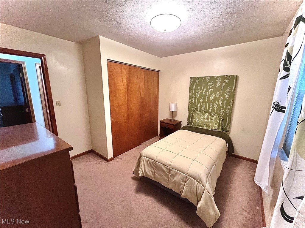 512 Pine Valley Drive Steubenville OH 43952