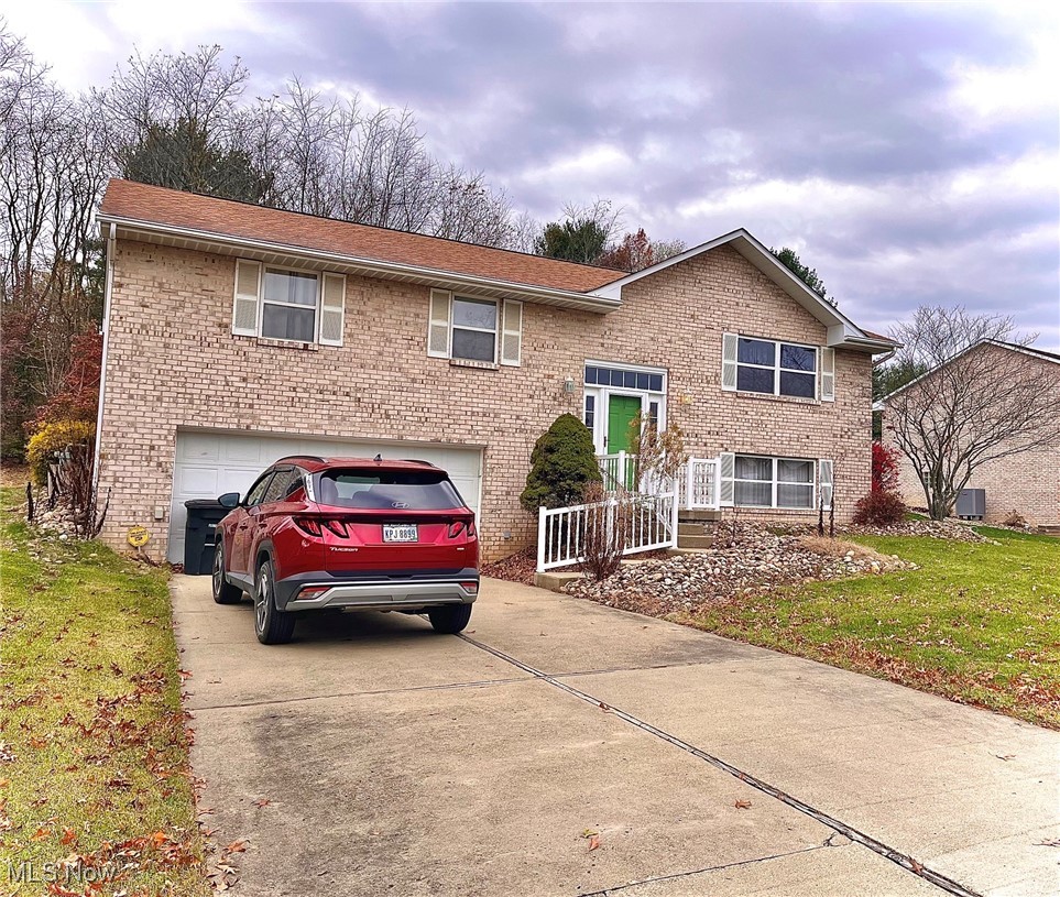 512 Pine Valley Drive Steubenville OH 43952