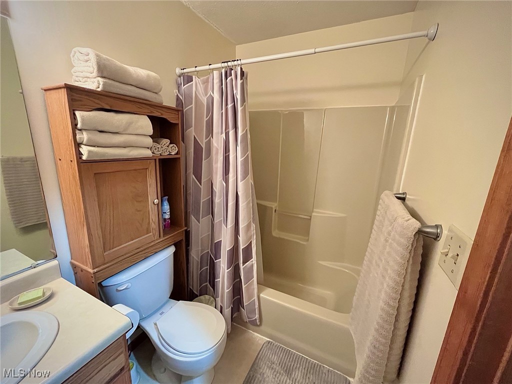 512 Pine Valley Drive Steubenville OH 43952