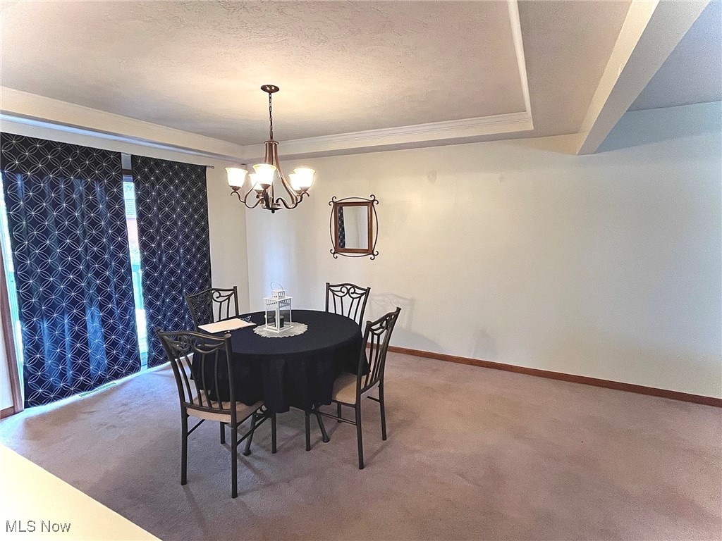 512 Pine Valley Drive Steubenville OH 43952