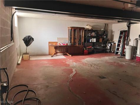 512 Pine Valley Drive Steubenville OH 43952