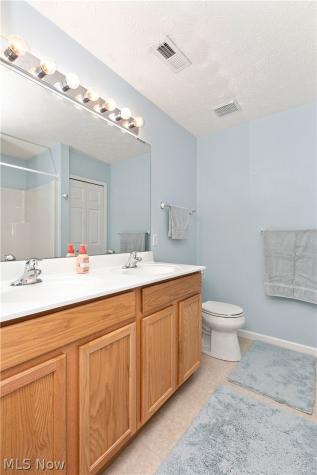 7597 Meadow Brooke Way Northfield OH 44067
