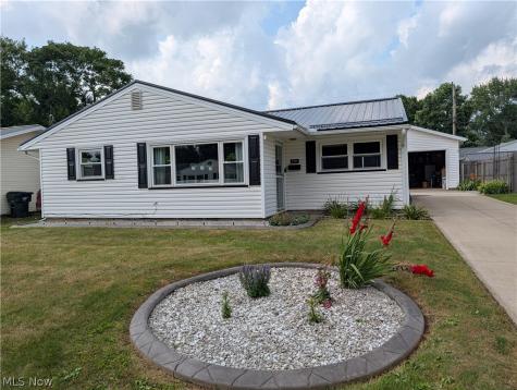 2325 Cathy Drive NE Canton OH 44705