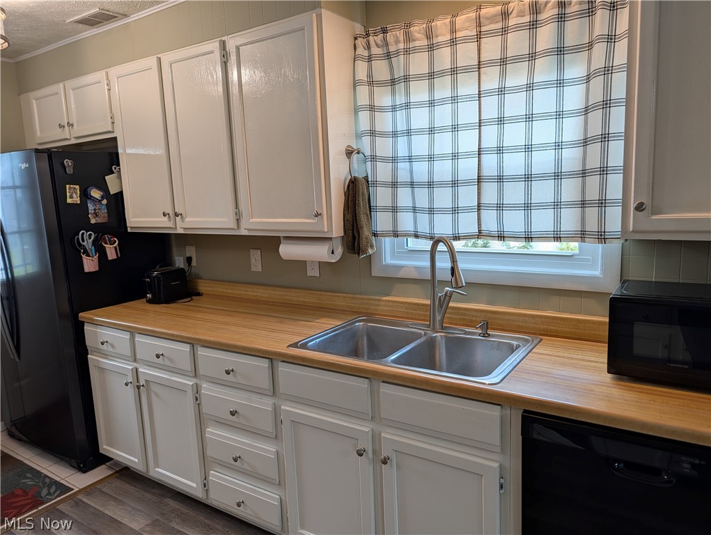 2325 Cathy Drive NE Canton OH 44705