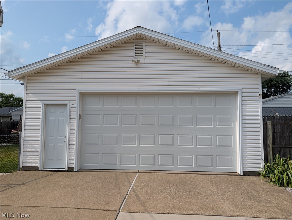 2325 Cathy Drive NE Canton OH 44705