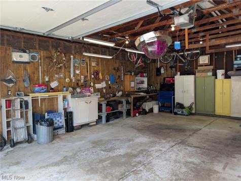 2325 Cathy Drive NE Canton OH 44705