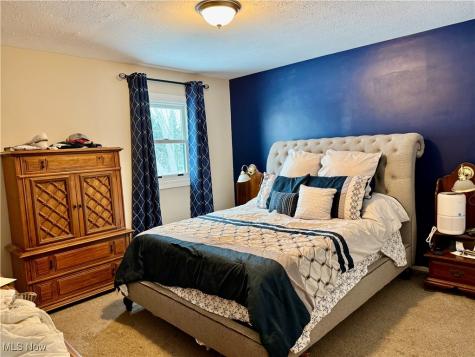 8329 Lorraine Drive Strongsville OH 44149