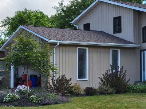 8329 Lorraine Drive Strongsville OH 44149