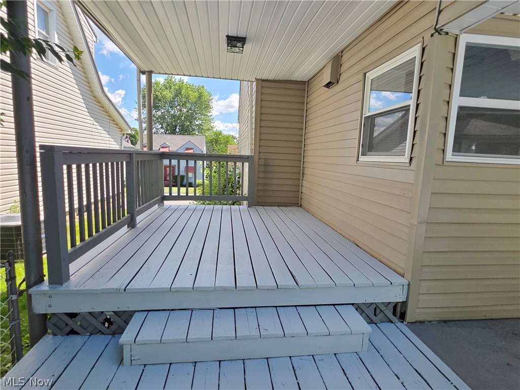 239 Hollywood Boulevard Steubenville OH 43952