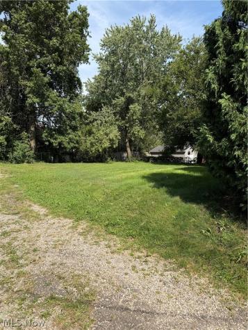 705 Moraine Avenue Akron OH 44310