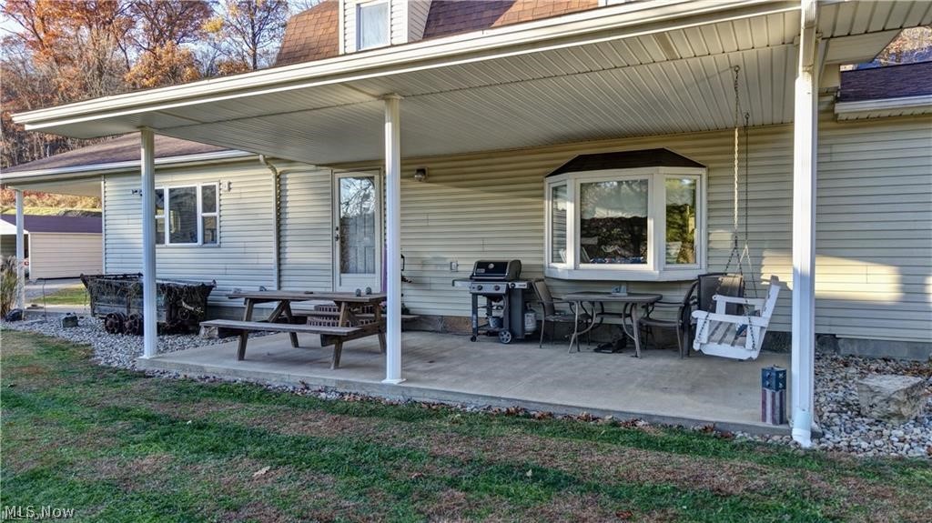 7736 Fort Laurens Road NW Strasburg OH 44680