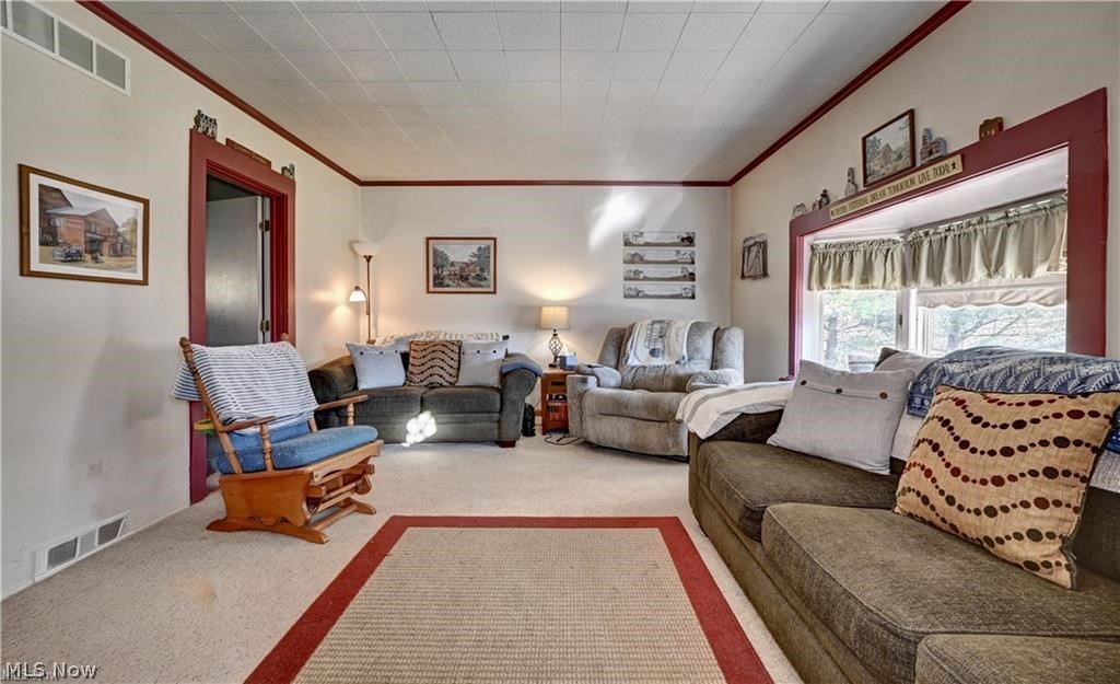 7736 Fort Laurens Road NW Strasburg OH 44680