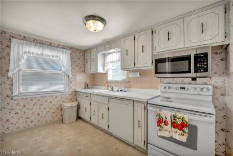 9720 Mccracken Boulevard Garfield Heights OH 44125