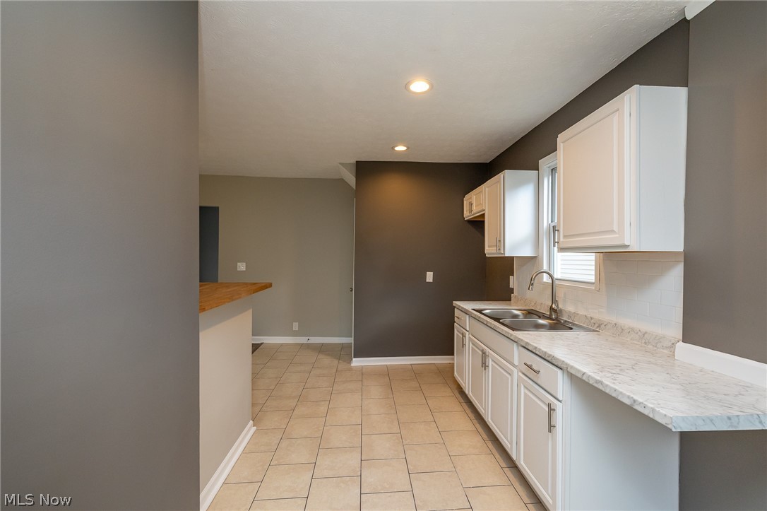 2278 26th Street SW Akron OH 44314