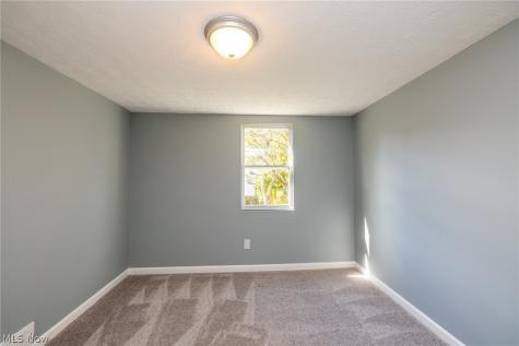 2278 26th Street SW Akron OH 44314