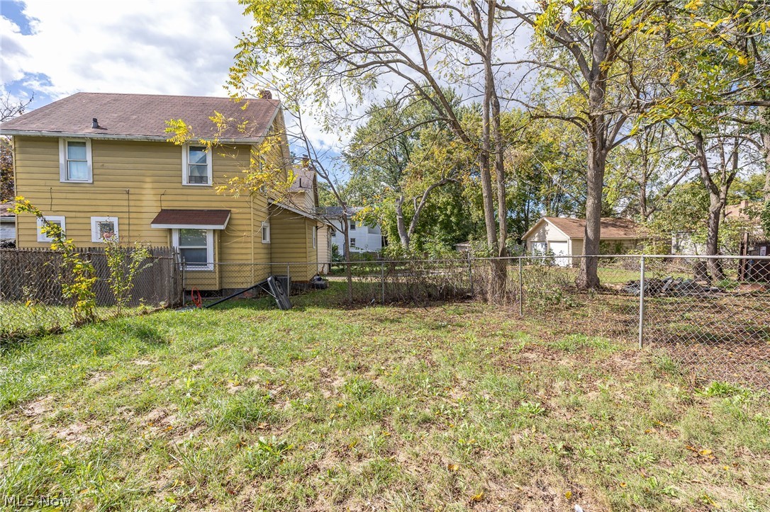 2278 26th Street SW Akron OH 44314