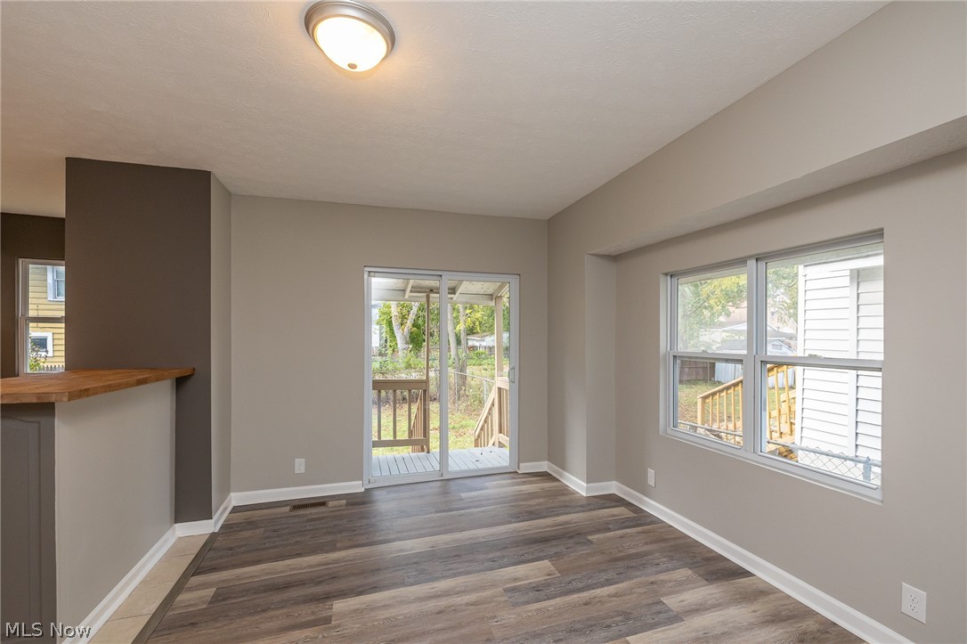 2278 26th Street SW Akron OH 44314