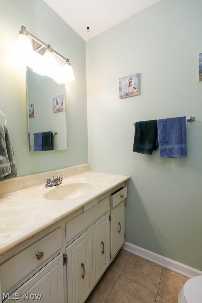 137 Hilltop Circle Elyria OH 44035