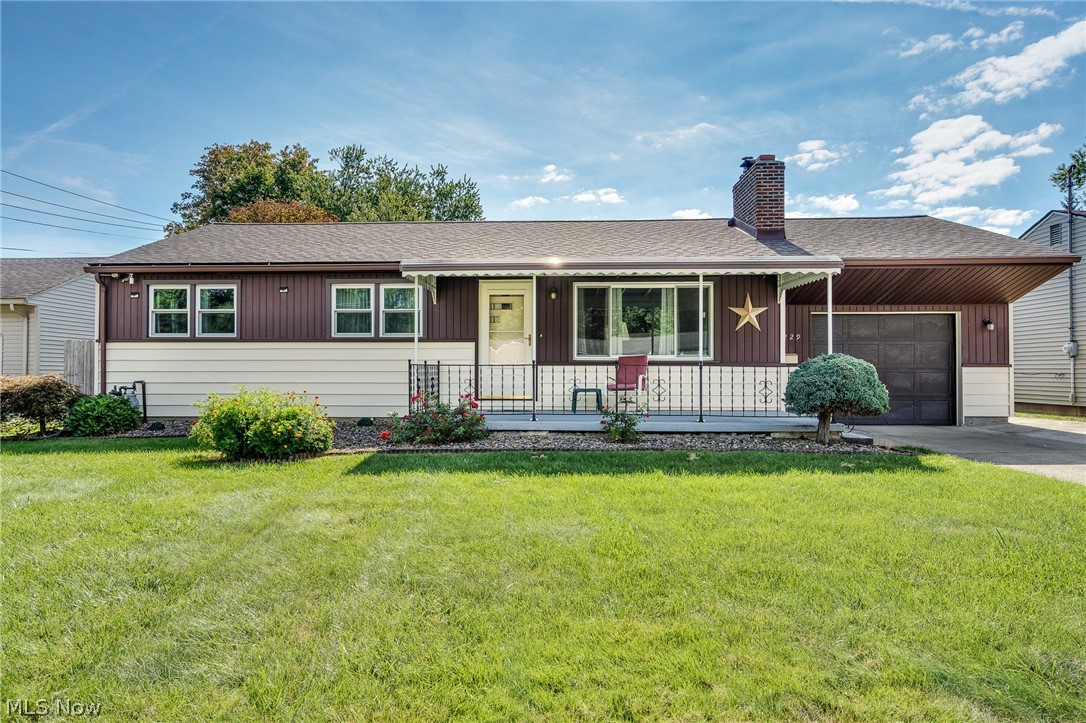 3229 Glen Oaks Drive Youngstown OH 44511