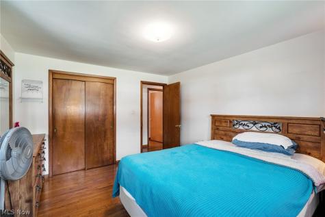 3229 Glen Oaks Drive Youngstown OH 44511