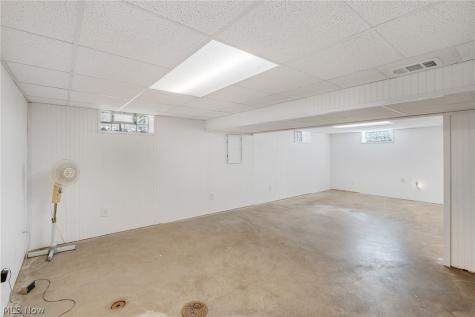 3229 Glen Oaks Drive Youngstown OH 44511