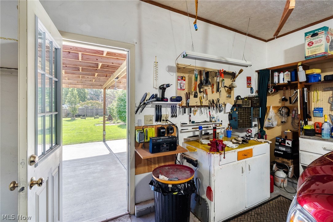 3229 Glen Oaks Drive Youngstown OH 44511
