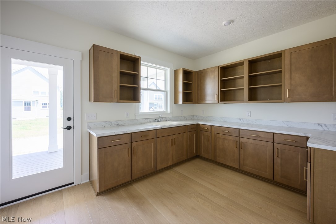 32610 Trillium Court Avon Lake OH 44012