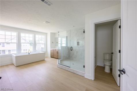 32610 Trillium Court Avon Lake OH 44012