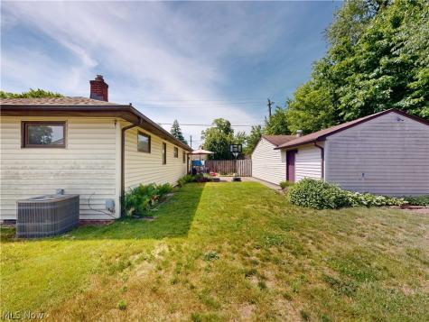 1078 Cherokee Trail Willoughby OH 44094