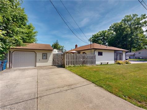 1078 Cherokee Trail Willoughby OH 44094