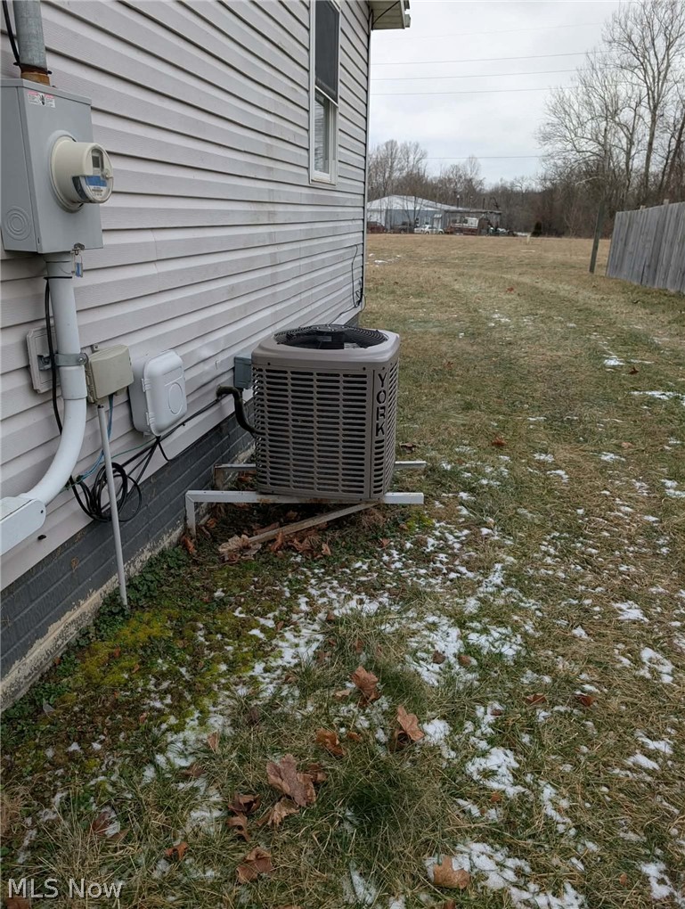 303 N 15th Street Coshocton OH 43812