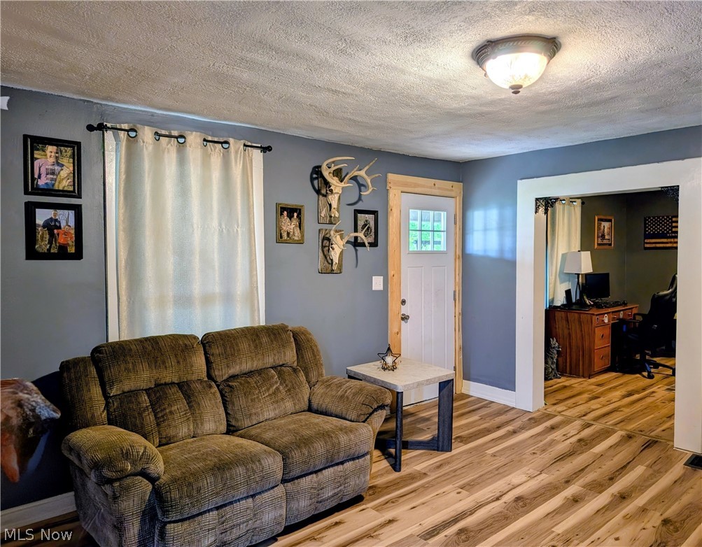 128 W Main Street Warsaw OH 43844