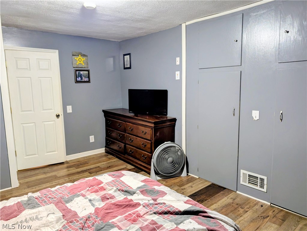 128 W Main Street Warsaw OH 43844
