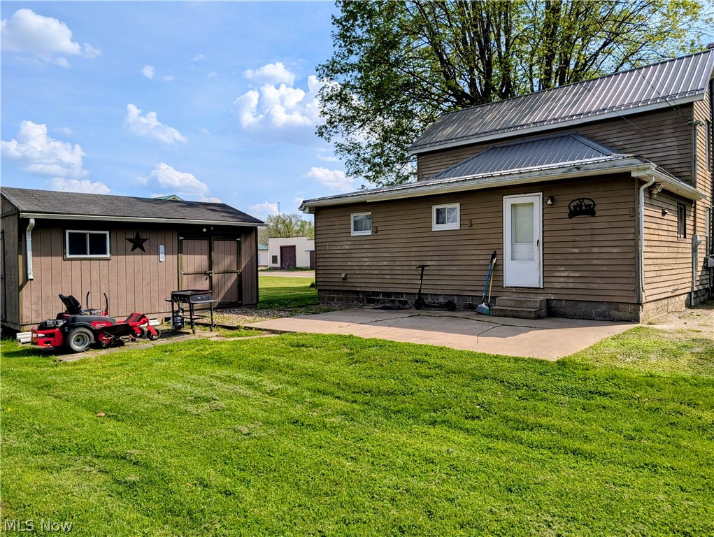128 W Main Street Warsaw OH 43844